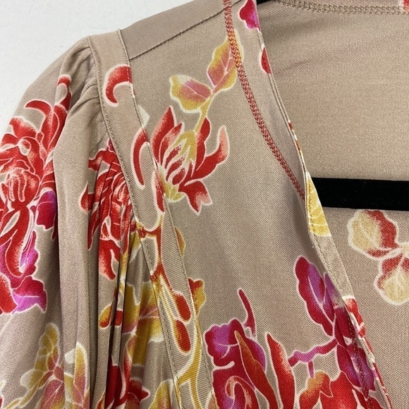 Y2K Hugo Boss 100% silk floral puff shoulder top - Picture 5 of 10